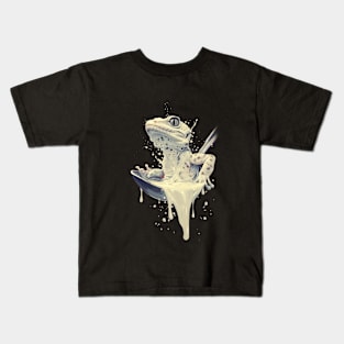 Crested Gecko in a Ladle Kids T-Shirt